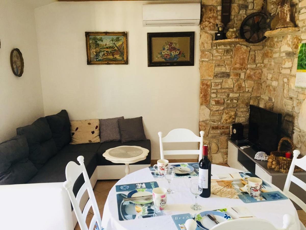 Apartment Josipa 普莱曼图拉 外观 照片